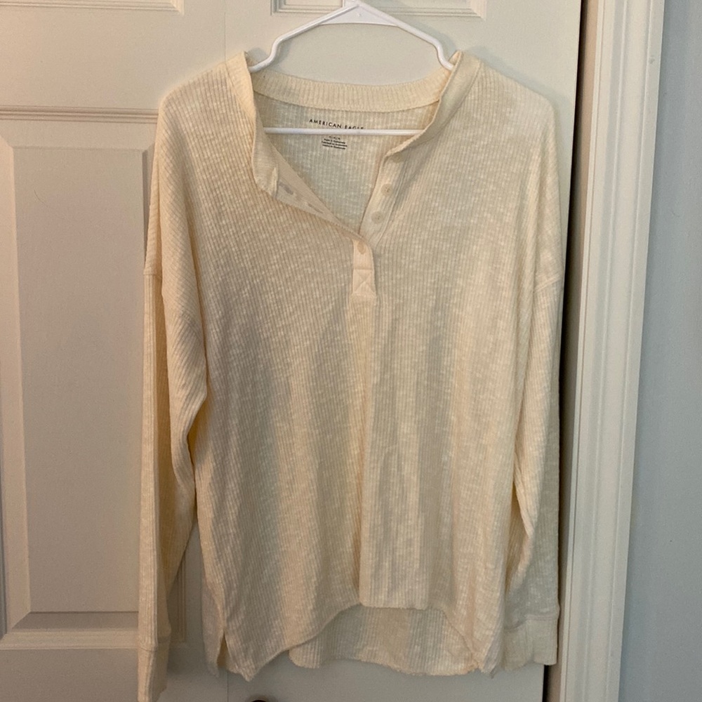 NWT American eagle quarter button up shirt!